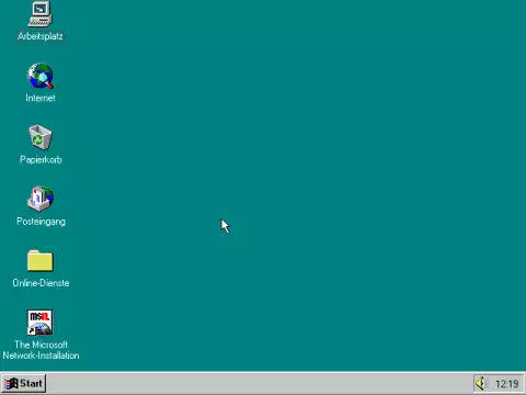 "Screenshot WINDOWS 95 Desktop"